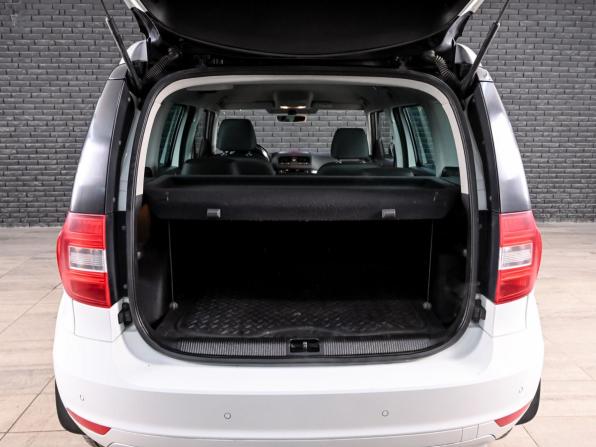 Skoda Yeti I Рестайлинг с пробегом 2016 года, цена 1 445 000 рублей, 186507 км, внедорожник, Автокод Объявления