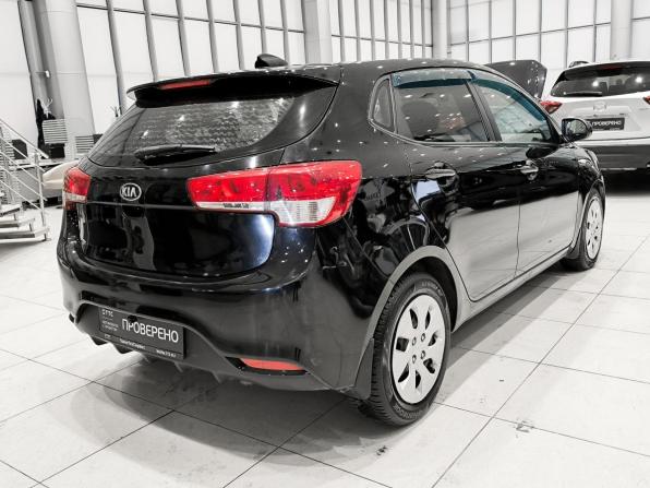 Kia Rio III Рестайлинг с пробегом 2017 года, цена 1 150 000 рублей, 103500 км, хэтчбек, Автокод Объявления