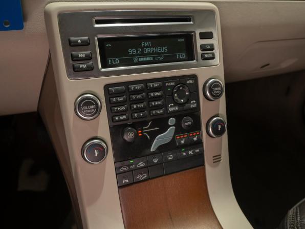 Volvo XC70 II с пробегом 2008 года, цена 1 180 000 рублей, 211365 км, универсал, Автокод Объявления