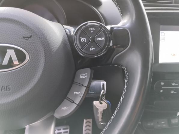 Kia Soul II Рестайлинг с пробегом 2017 года, цена 1 610 000 рублей, 74127 км, хэтчбек, Автокод Объявления