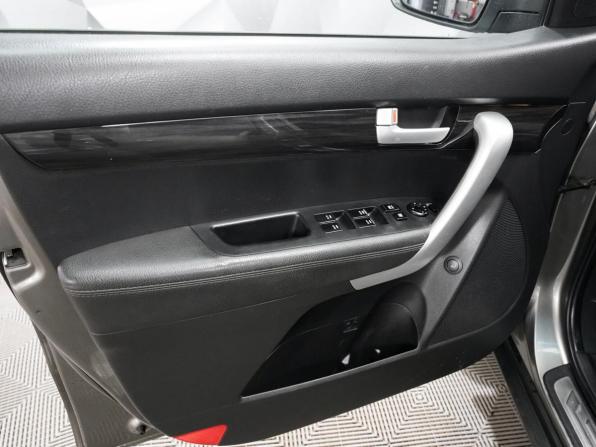 Kia Sorento II с пробегом 2011 года, цена 1 390 000 рублей, 209500 км, внедорожник, Автокод Объявления