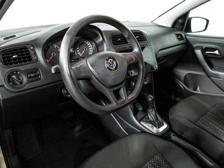 Volkswagen Polo V Рестайлинг Санкт-Петербург  - изображение 11