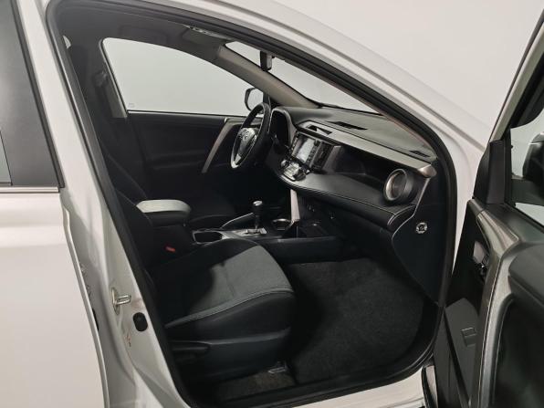 Toyota RAV4 IV (XA40) Рестайлинг с пробегом 2019 года, цена 2 349 000 рублей, 161240 км, внедорожник, Автокод Объявления
