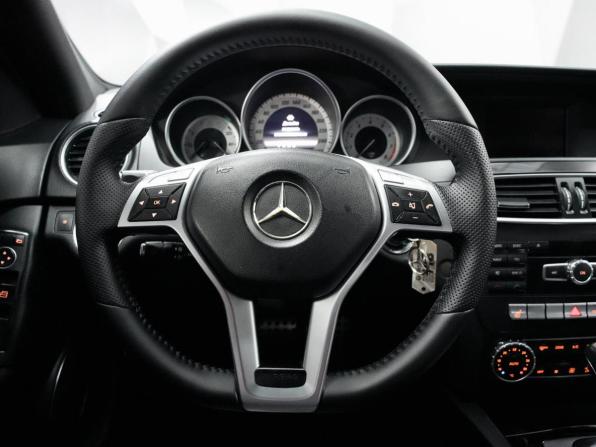 Mercedes-Benz C-Класс III (W204) Рестайлинг с пробегом 2012 года, цена 1 540 000 рублей, 225223 км, седан, Автокод Объявления