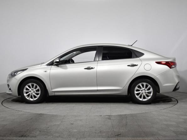 Hyundai Solaris II с пробегом 2020 года, цена 1 379 000 рублей, 124106 км, седан, Автокод Объявления