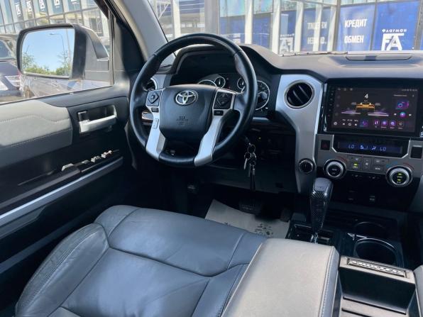 Toyota Tundra II Рестайлинг с пробегом 2015 года, цена 5 500 000 рублей, 164000 км, offers.body_type.unknown, Автокод Объявления