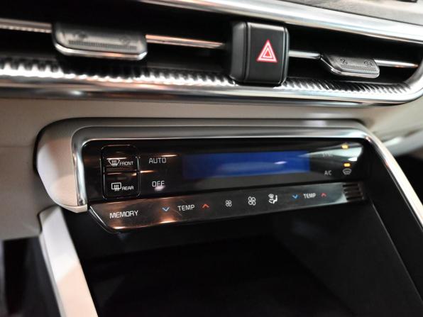 Kia K5 III с пробегом 2020 года, цена 2 080 000 рублей, 125221 км, седан, Автокод Объявления