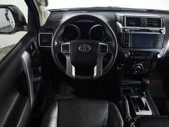Toyota Land Cruiser Prado 150 Series Рестайлинг 1 с пробегом 2015 года, цена 3 249 000 рублей, 218689 км, внедорожник, Автокод Объявления