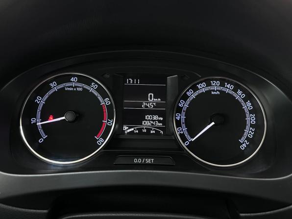Skoda Rapid I Рестайлинг с пробегом 2019 года, цена 1 290 000 рублей, 108000 км, лифтбек, Автокод Объявления