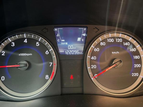 Hyundai Solaris I с пробегом 2014 года, цена 653 021 рубль, 122031 км, седан, Автокод Объявления