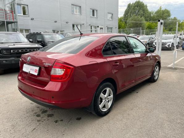 Skoda Rapid I с пробегом 2016 года, цена 1 045 000 рублей, 101140 км, лифтбек, Автокод Объявления