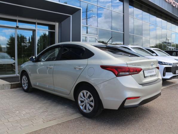 Hyundai Solaris II с пробегом 2018 года, цена 1 290 000 рублей, 94103 км, седан, Автокод Объявления