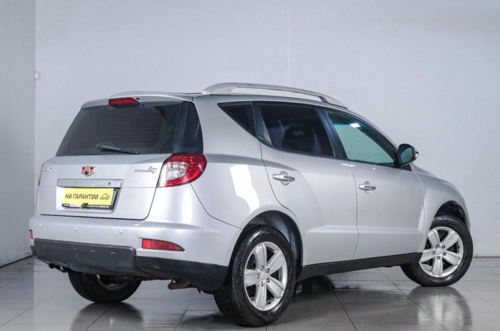 Geely Emgrand X7 I Челябинск  - изображение 7