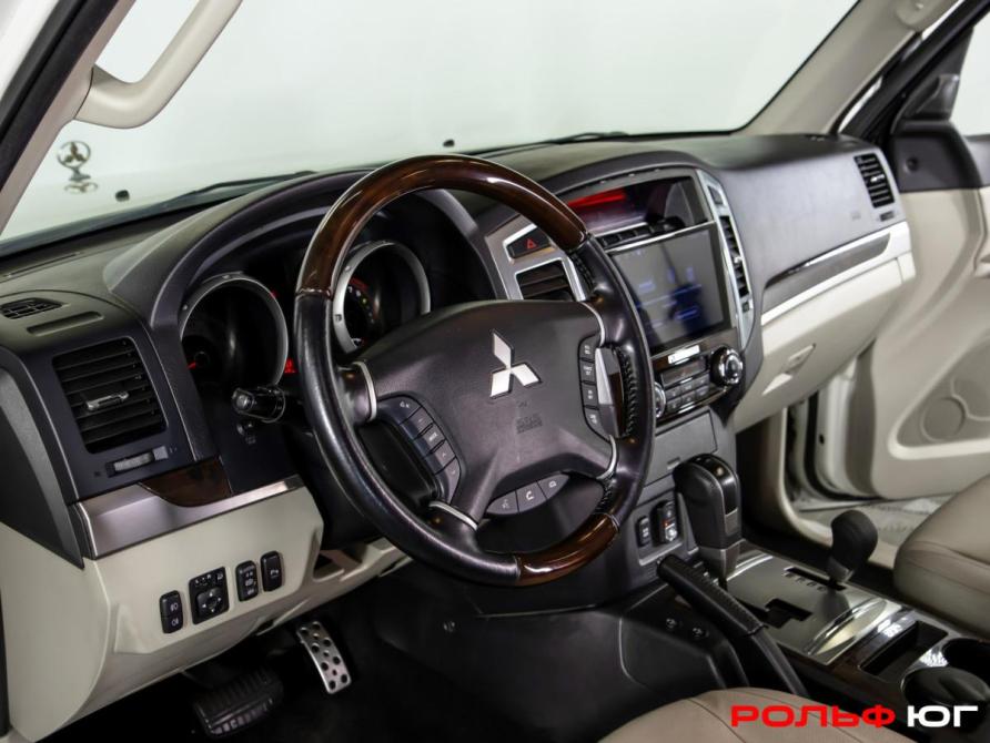 Mitsubishi Pajero IV Рестайлинг 2 Москва  - изображение 22