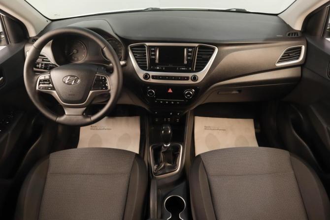 Hyundai Solaris II с пробегом 2017 года, цена 1 129 000 рублей, 141200 км, седан, Автокод Объявления