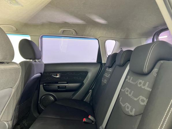 Kia Soul I Рестайлинг с пробегом 2012 года, цена 799 000 рублей, 205000 км, хэтчбек, Автокод Объявления