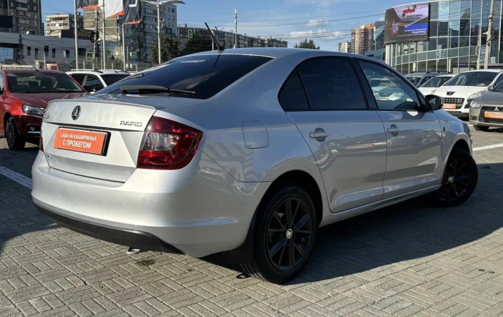 Skoda Rapid I Челябинск  - изображение 3
