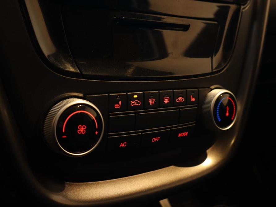 FAW Besturn X80 I Москва  - изображение 19