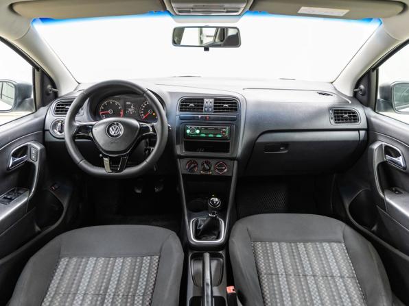 Volkswagen Polo V Рестайлинг с пробегом 2018 года, цена 758 000 рублей, 92343 км, седан, Автокод Объявления