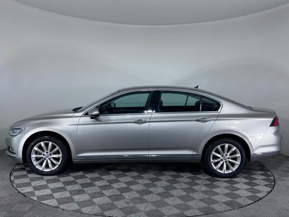 Volkswagen Passat B8 с пробегом 2017 года, цена 2 120 000 рублей, 134851 км, седан, Автокод Объявления