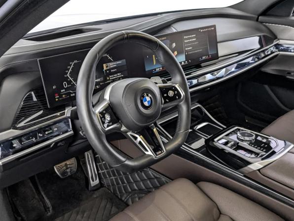 BMW 7 серии VII (G70) с пробегом 2024 года, цена 12 950 000 рублей, 36523 км, седан, Автокод Объявления