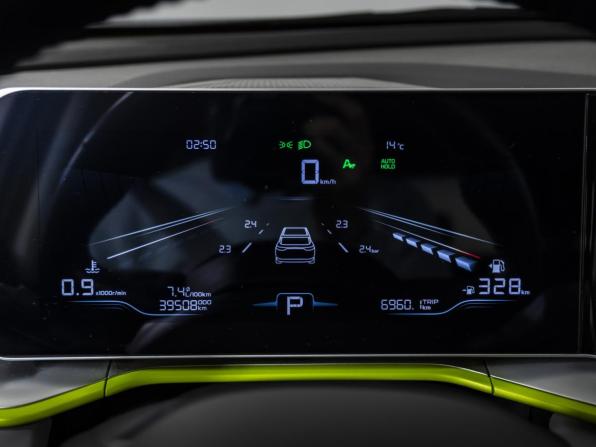 Geely Coolray I Рестайлинг с пробегом 2023 года, цена 2 098 000 рублей, 39506 км, внедорожник, Автокод Объявления