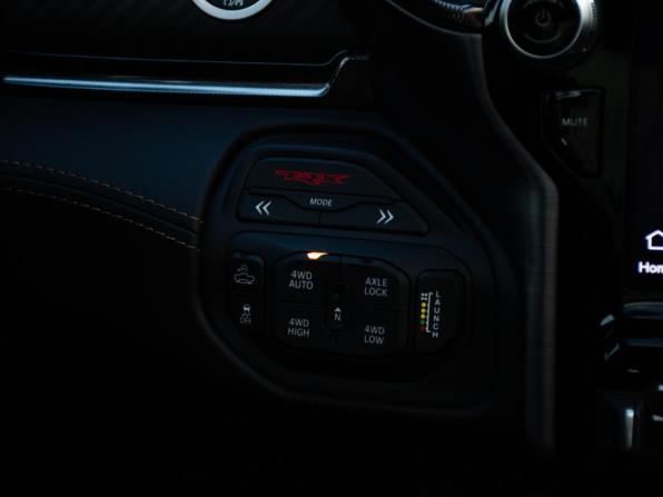 Ram 1500 V с пробегом 2024 года, цена 17 000 000 рублей, 10022 км, offers.body_type.unknown, Автокод Объявления