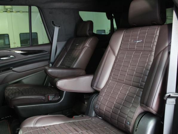 Cadillac Escalade V с пробегом 2022 года, цена 10 690 000 рублей, 70101 км, внедорожник, Автокод Объявления