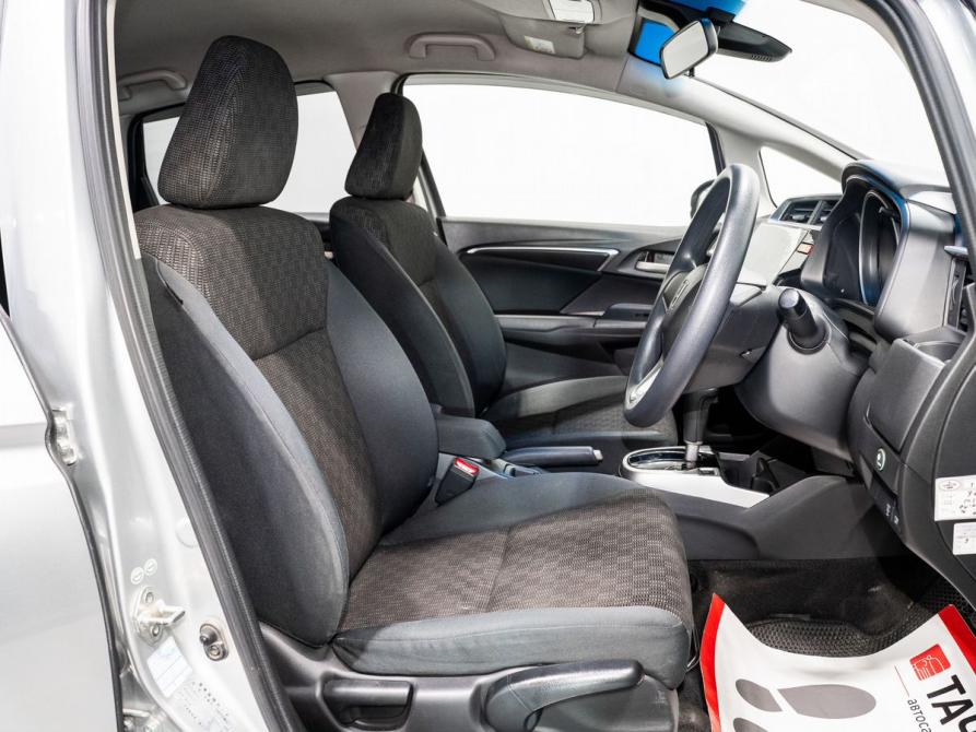 Honda Fit III Чита  - изображение 6