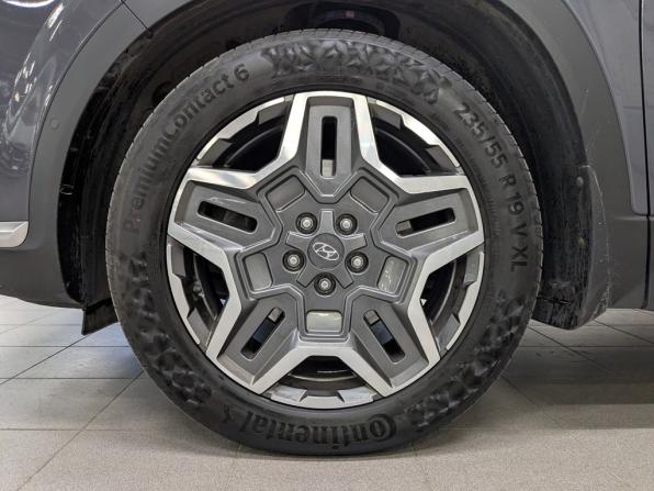 Hyundai Santa Fe IV Рестайлинг с пробегом 2022 года, цена 4 450 000 рублей, 68249 км, внедорожник, Автокод Объявления