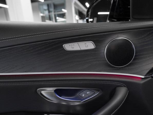 Mercedes-Benz E-Класс V (W213 S213 C238) с пробегом 2018 года, цена 3 600 000 рублей, 97542 км, седан, Автокод Объявления