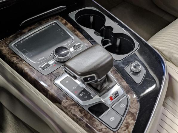 Audi Q7 II (4M) с пробегом 2015 года, цена 3 695 000 рублей, 131735 км, внедорожник, Автокод Объявления