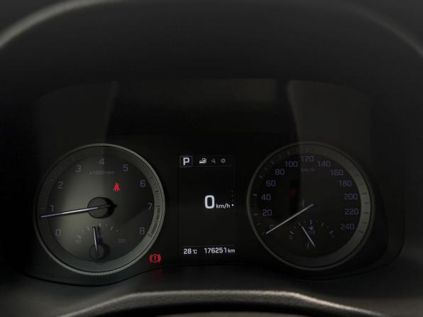 Hyundai Tucson III с пробегом 2018 года, цена 1 899 000 рублей, 176251 км, внедорожник, Автокод Объявления