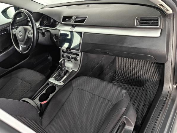 Volkswagen Passat B7 с пробегом 2013 года, цена 987 000 рублей, 180000 км, седан, Автокод Объявления