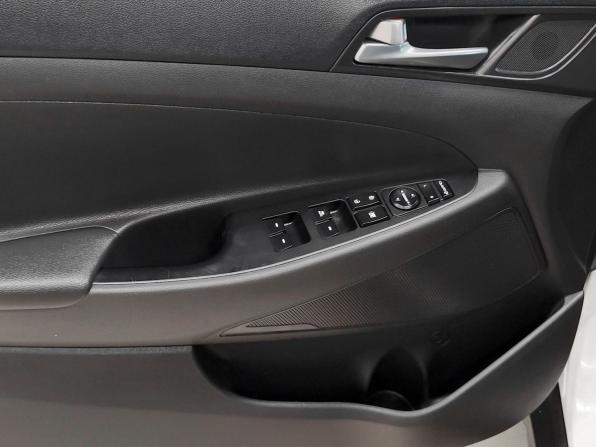 Hyundai Tucson III с пробегом 2016 года, цена 1 750 000 рублей, 146000 км, внедорожник, Автокод Объявления