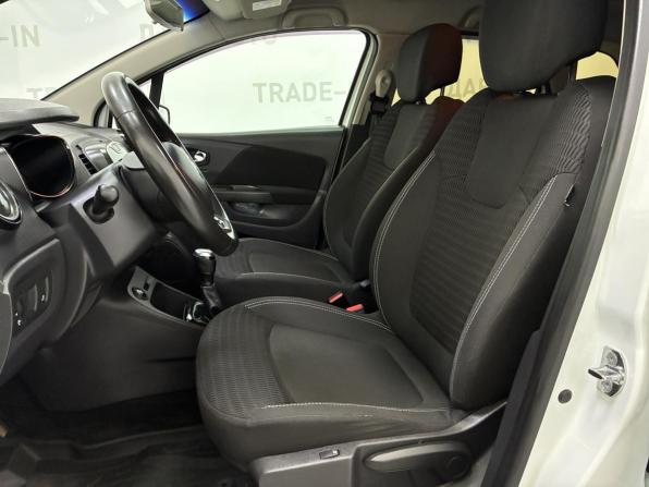 Renault Kaptur I с пробегом 2018 года, цена 1 380 000 рублей, 152000 км, внедорожник, Автокод Объявления