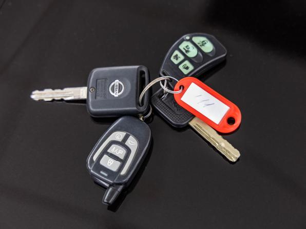 Nissan Qashqai I Рестайлинг с пробегом 2012 года, цена 1 018 000 рублей, 179860 км, внедорожник, Автокод Объявления