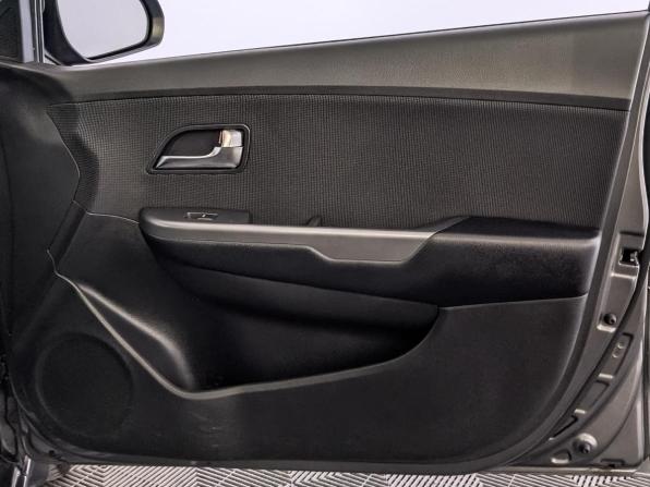 Kia Rio III Рестайлинг с пробегом 2017 года, цена 1 250 000 рублей, 93900 км, хэтчбек, Автокод Объявления