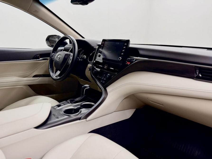 Toyota Camry VIII (XV70) Рестайлинг Вологда  - изображение 12