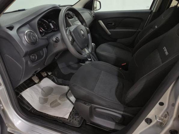 Renault Sandero II с пробегом 2017 года, цена 1 060 000 рублей, 59233 км, хэтчбек, Автокод Объявления