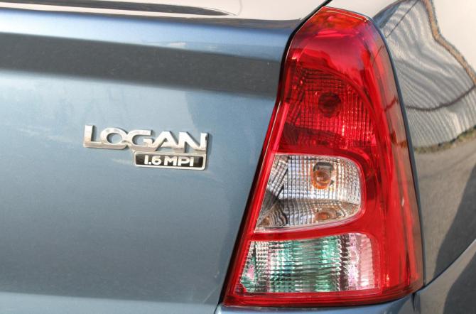 Renault Logan I Рестайлинг с пробегом 2013 года, цена 380 000 рублей, 157000 км, седан, Автокод Объявления