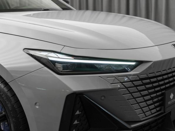 Changan UNI-V I с пробегом 2023 года, цена 2 130 000 рублей, 41754 км, лифтбек, Автокод Объявления