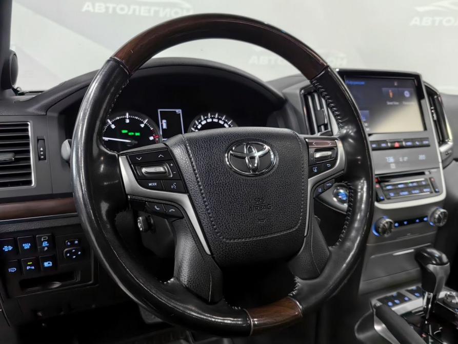 Toyota Land Cruiser 200 Series Рестайлинг 2 Новосибирск  - изображение 13