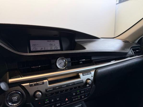 Lexus ES VI с пробегом 2012 года, цена 1 949 900 рублей, 180000 км, седан, Автокод Объявления