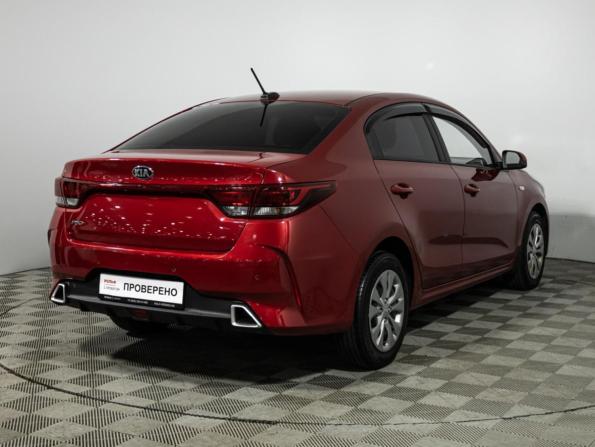 Kia Rio IV Рестайлинг с пробегом 2021 года, цена 1 629 700 рублей, 85344 км, седан, Автокод Объявления