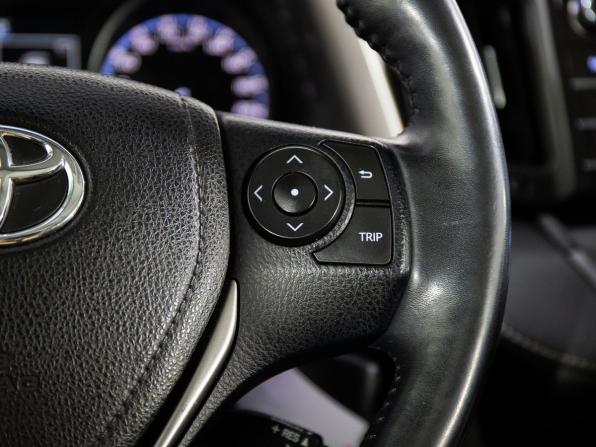 Toyota RAV4 IV (XA40) Рестайлинг с пробегом 2016 года, цена 1 649 500 рублей, 206964 км, внедорожник, Автокод Объявления