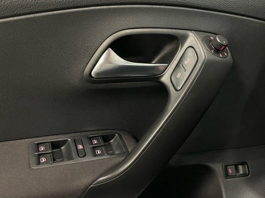 Volkswagen Polo V Рестайлинг Уфа  - изображение 19