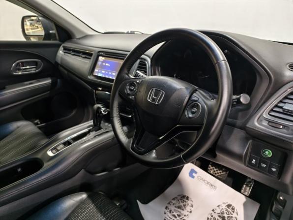 Honda Vezel I с пробегом 2015 года, цена 1 350 000 рублей, 192131 км, внедорожник, Автокод Объявления