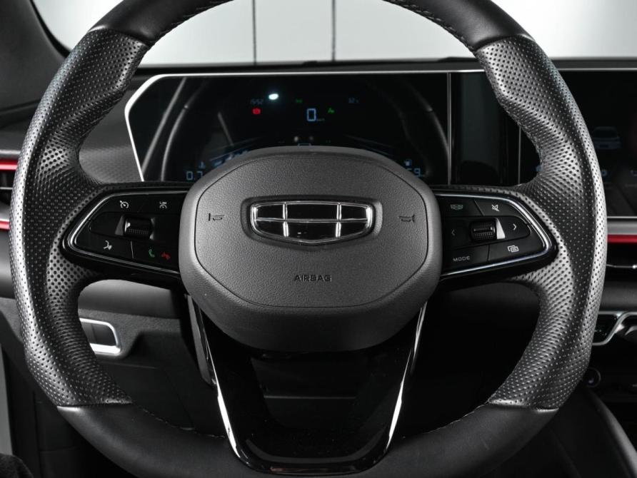 Geely Coolray I Рестайлинг Ростов-на-Дону  - изображение 13