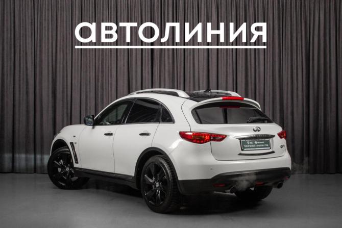 Infiniti QX70 с пробегом 2013 года, цена 1 750 000 рублей, 212000 км, внедорожник, Автокод Объявления